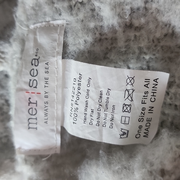 Anthropologie Mer Sea Chunky Knit Gradient Ombre Gray Blanket Scarf Shawl - Picture 4 of 9